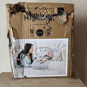 Baby Delight Highland Portable Bouncer Pebble Grey New Open Box Damaged Package